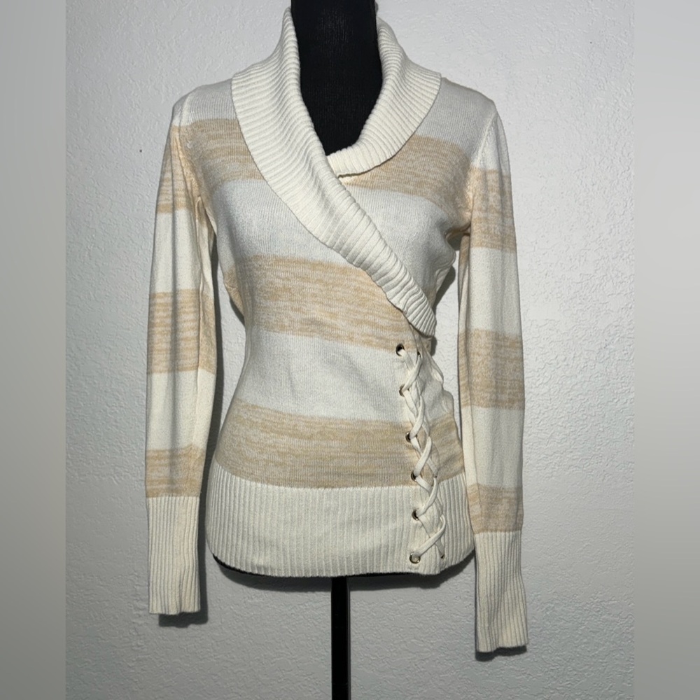 Guess Knitted Pull-Over Sweater